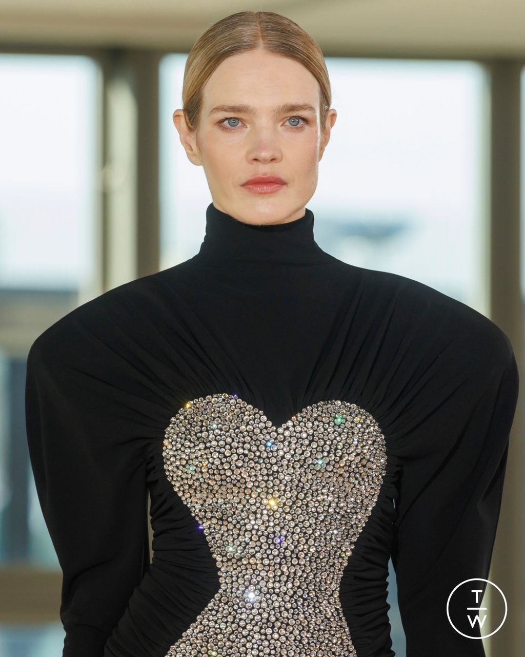 Fashion Week Paris Fall/Winter 2025 look 13 from the Stella McCartney collection womenswear accessories
