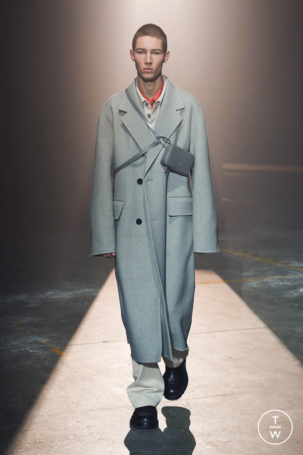 Fashion Week Milan Fall/Winter 2021 look 24 from the SOLID HOMME collection menswear