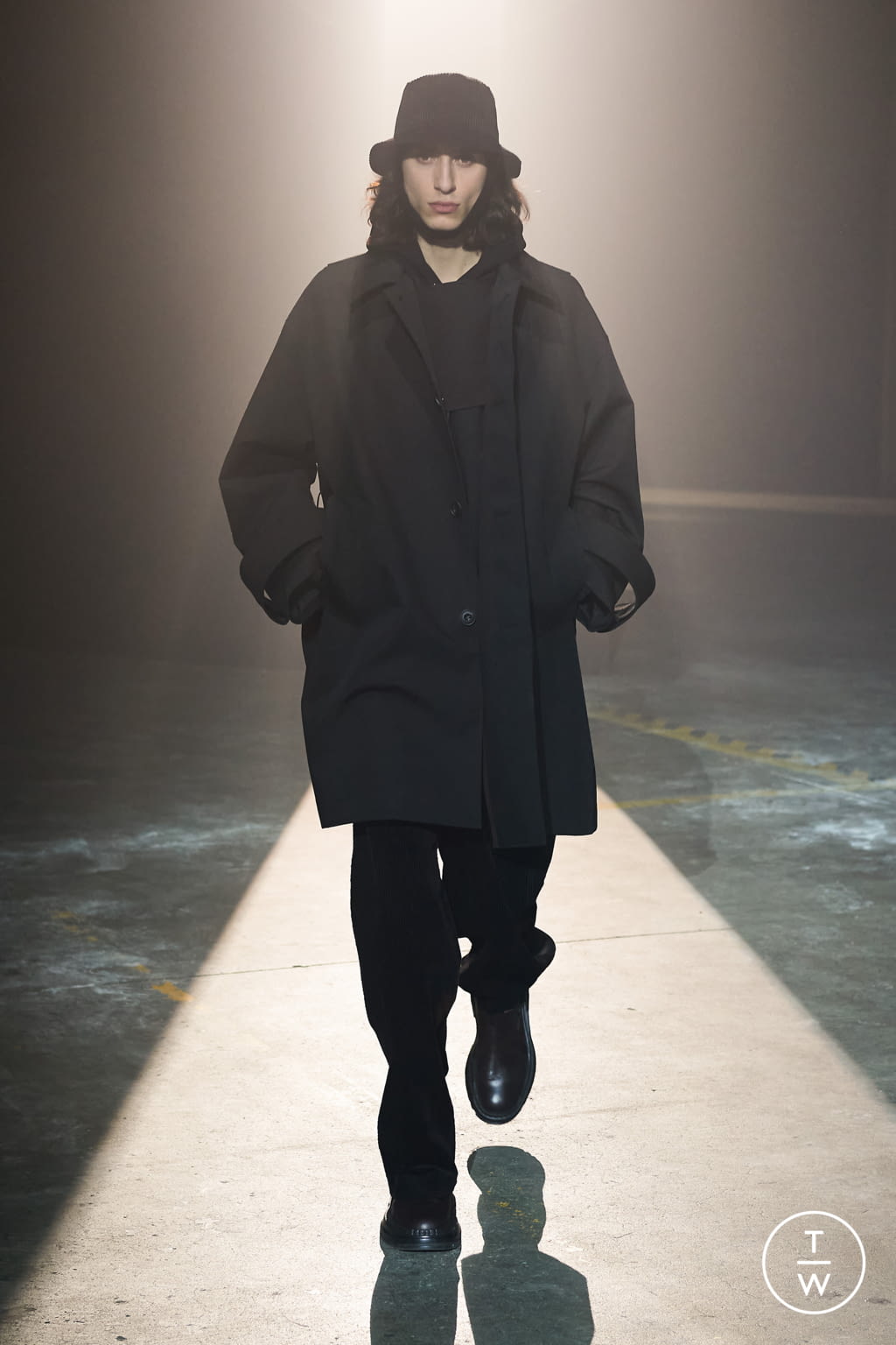 Fashion Week Milan Fall/Winter 2021 look 31 from the SOLID HOMME collection menswear
