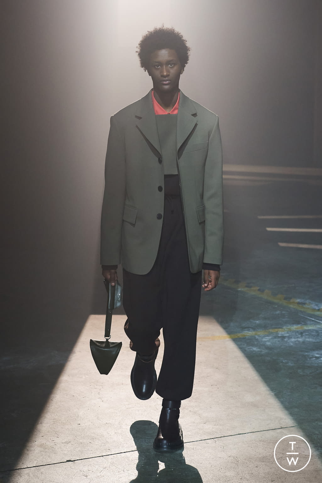 Fashion Week Milan Fall/Winter 2021 look 7 from the SOLID HOMME collection 男装