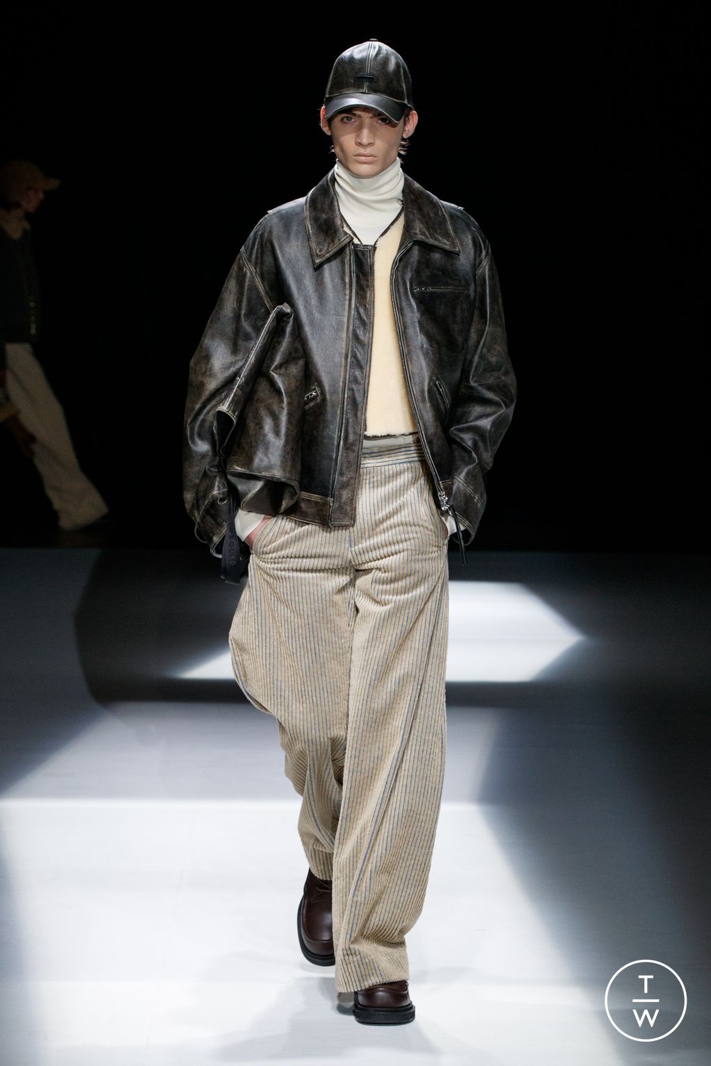 Fashion Week Paris Fall/Winter 2023 look 13 de la collection SOLID HOMME menswear