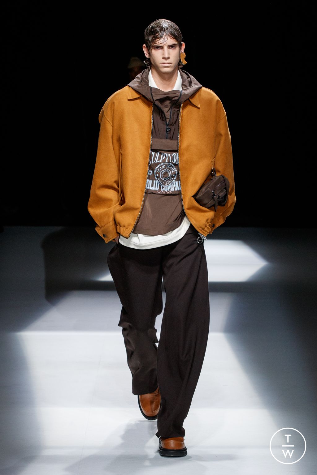 Fashion Week Paris Fall/Winter 2023 look 18 from the SOLID HOMME collection menswear