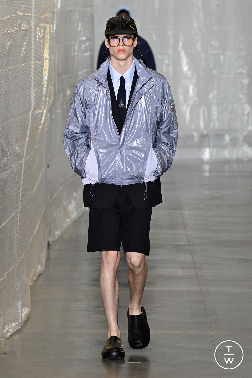 Fashion Week Paris Spring/Summer 2024 look 25 from the SOLID HOMME collection menswear