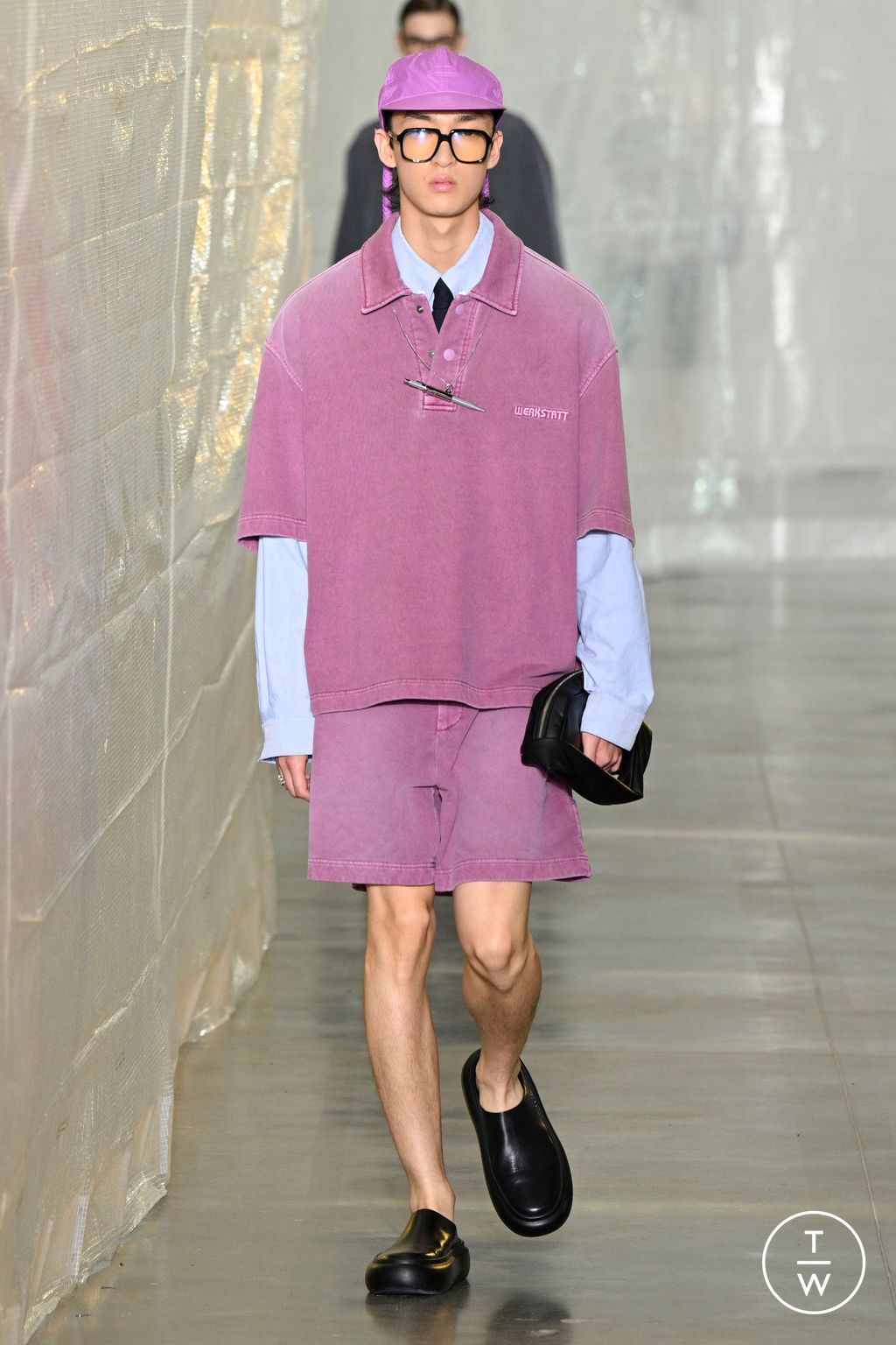 Fashion Week Paris Spring/Summer 2024 look 27 from the SOLID HOMME collection menswear