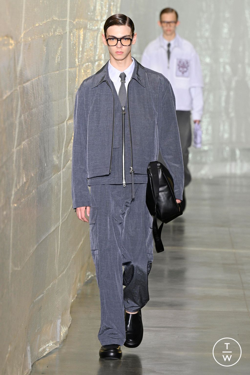 Fashion Week Paris Spring/Summer 2024 look 28 from the SOLID HOMME collection menswear