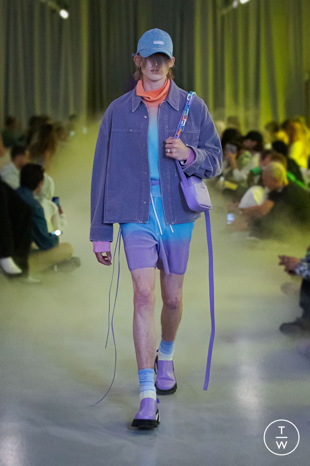 Fashion Week Paris Spring/Summer 2023 look 1 from the SOLID HOMME collection 男装