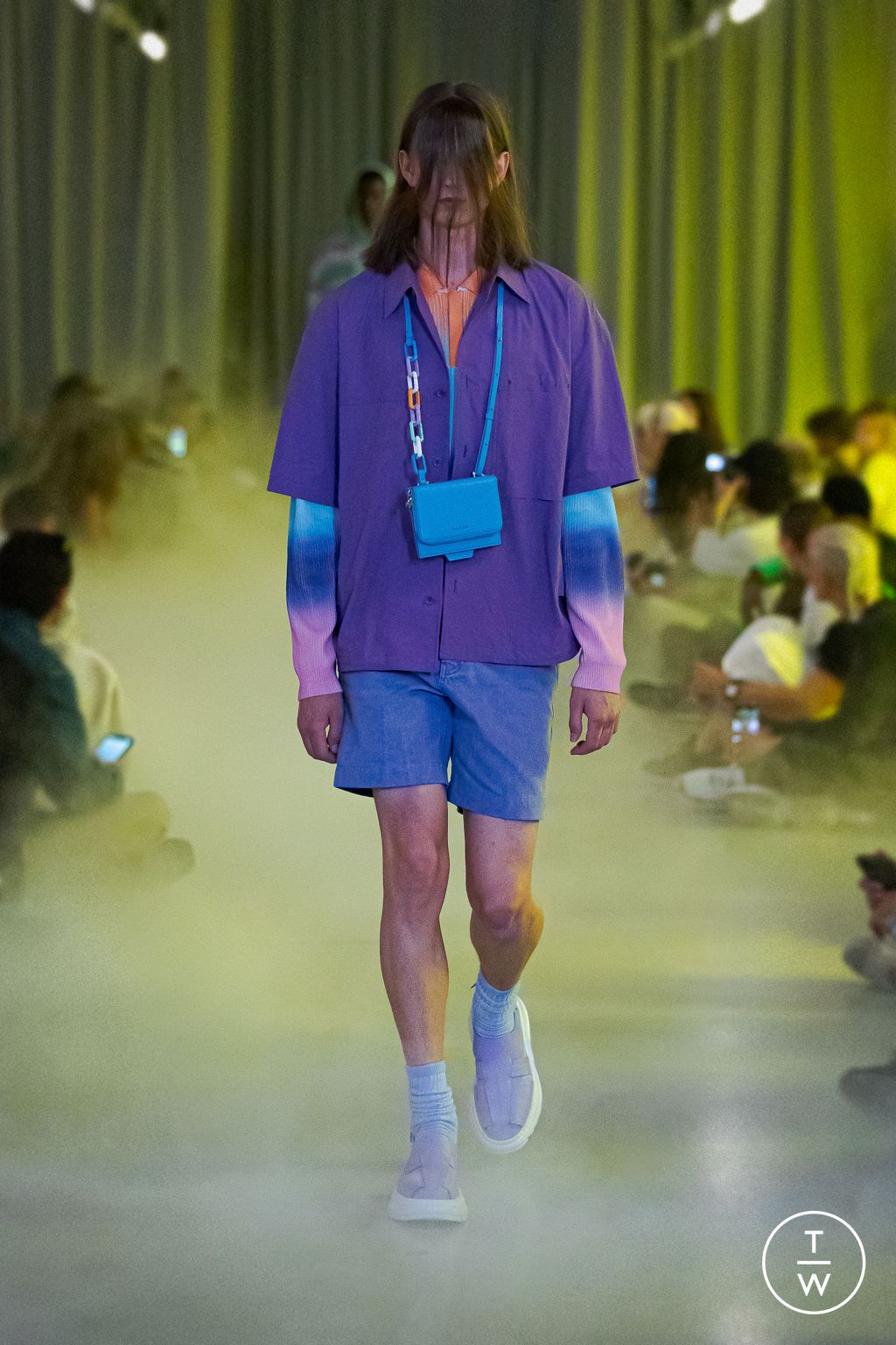 Fashion Week Paris Spring/Summer 2023 look 2 from the SOLID HOMME collection 男装