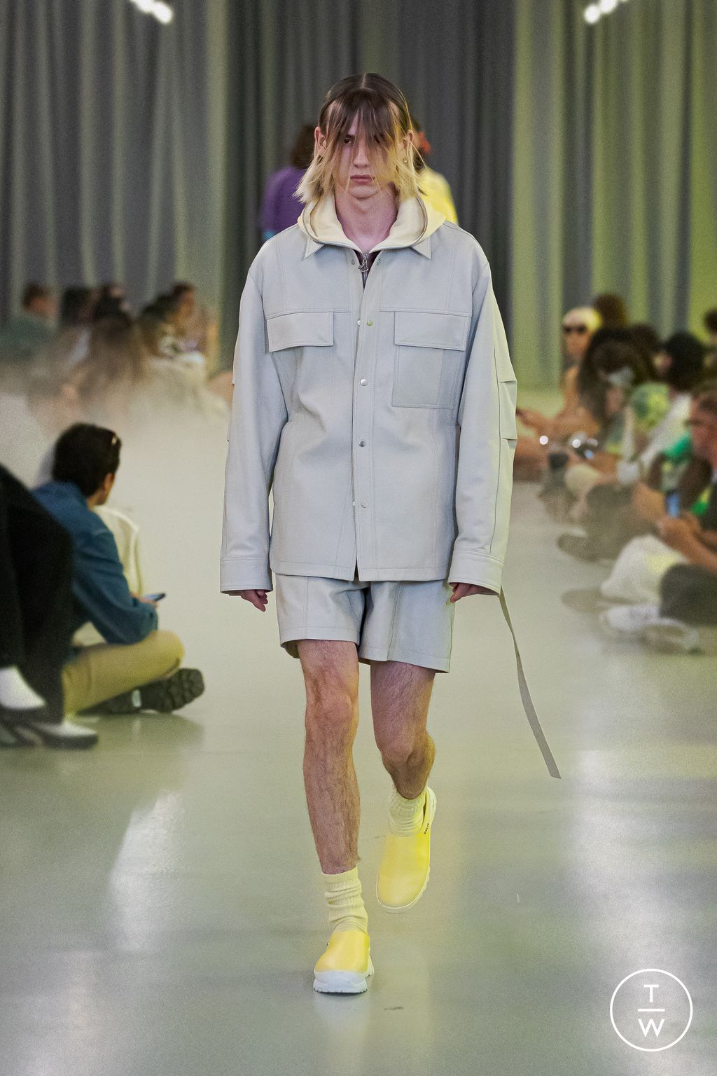 Fashion Week Paris Spring/Summer 2023 look 10 from the SOLID HOMME collection menswear