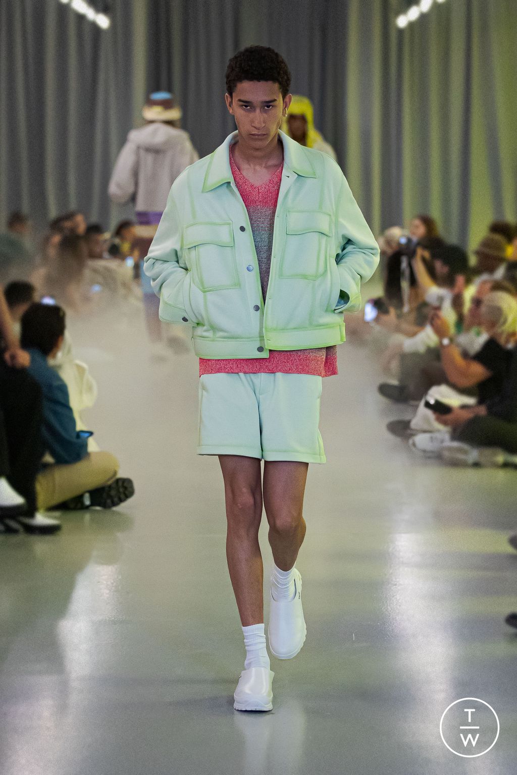 Fashion Week Paris Spring/Summer 2023 look 17 from the SOLID HOMME collection menswear
