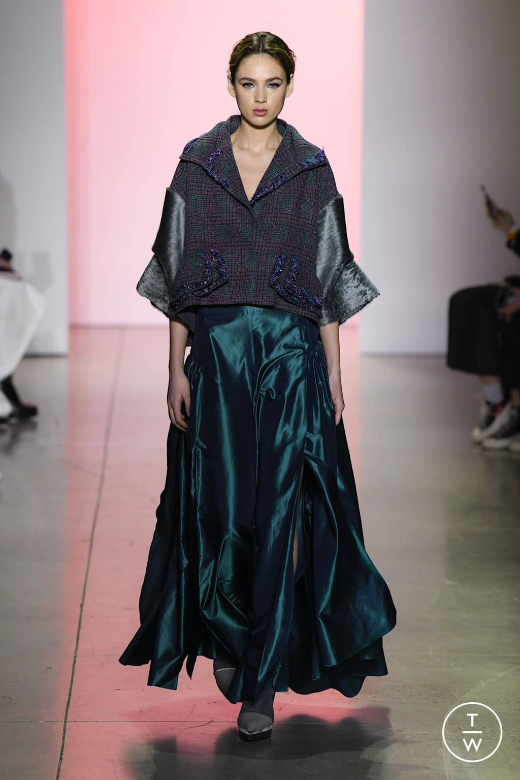 Fashion Week New York Fall/Winter 2022 look 14 from the Son Jung Wan collection womenswear