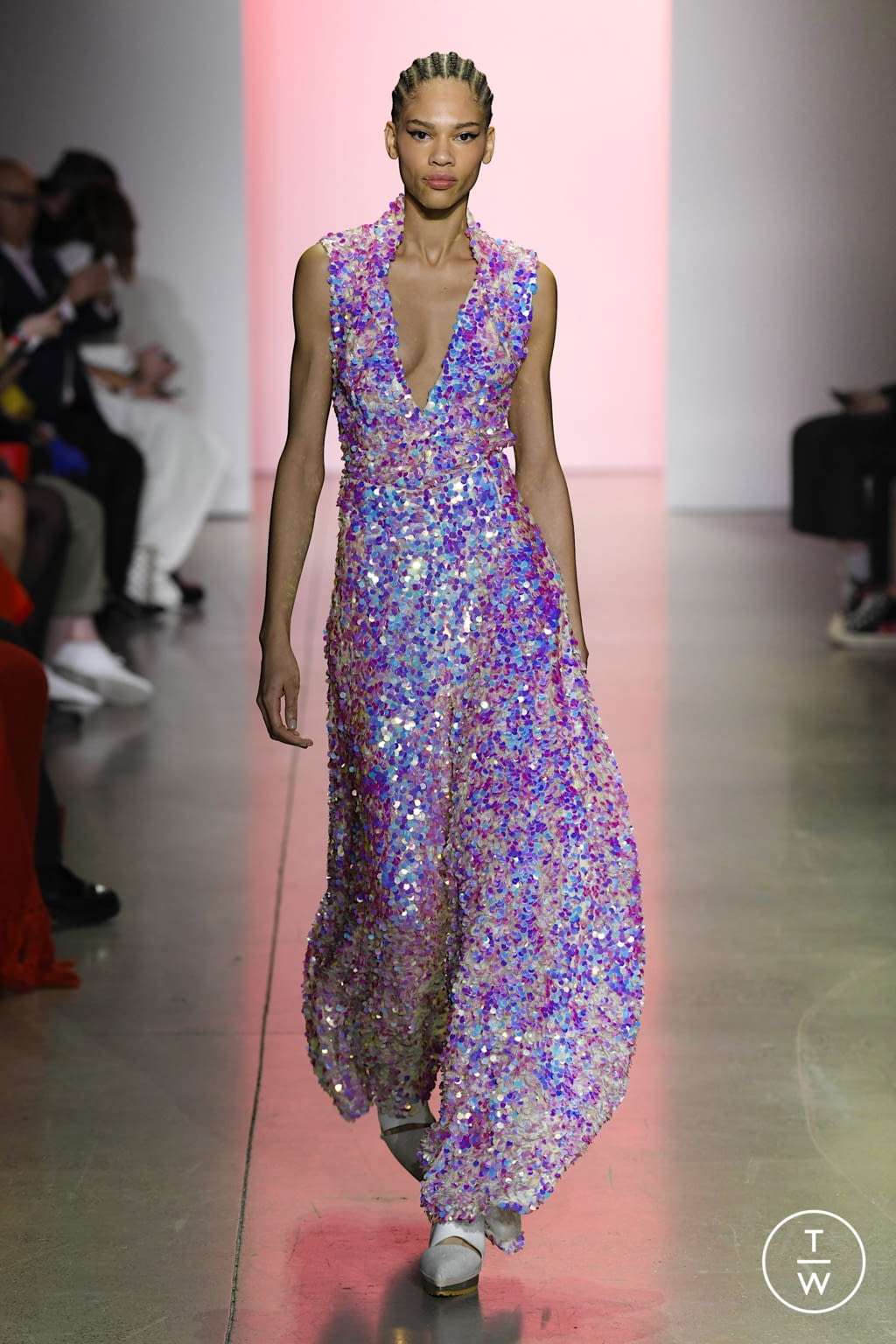 Fashion Week New York Fall/Winter 2022 look 39 de la collection Son Jung Wan womenswear
