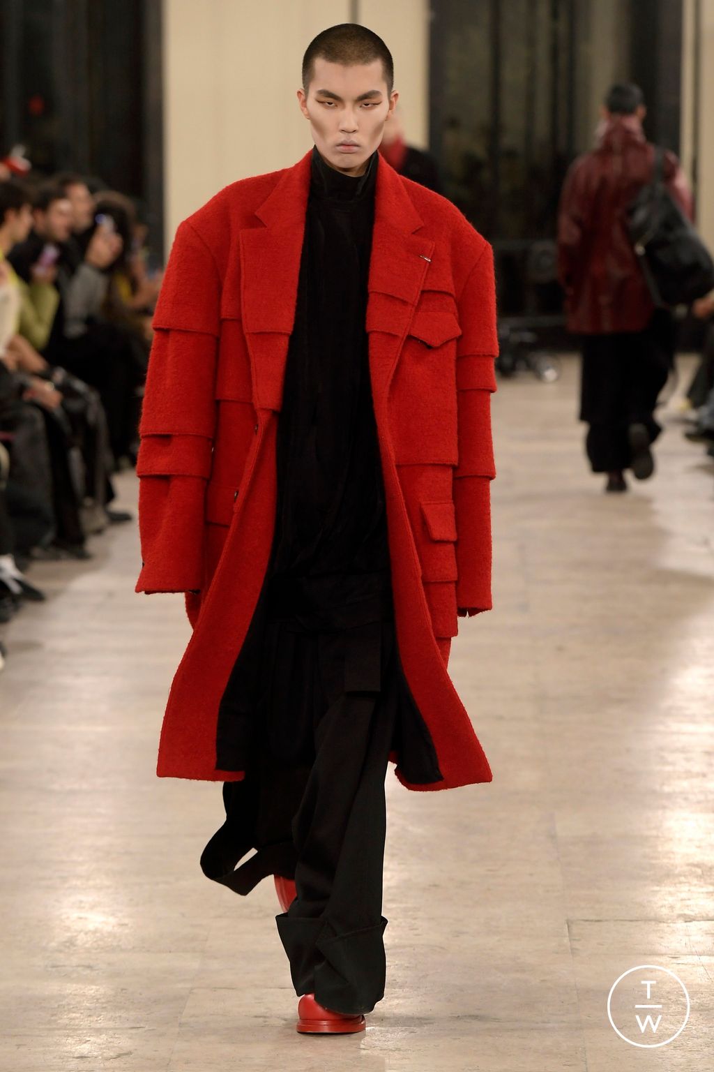 Fashion Week Paris Fall/Winter 2024 look 11 from the Songzio collection menswear