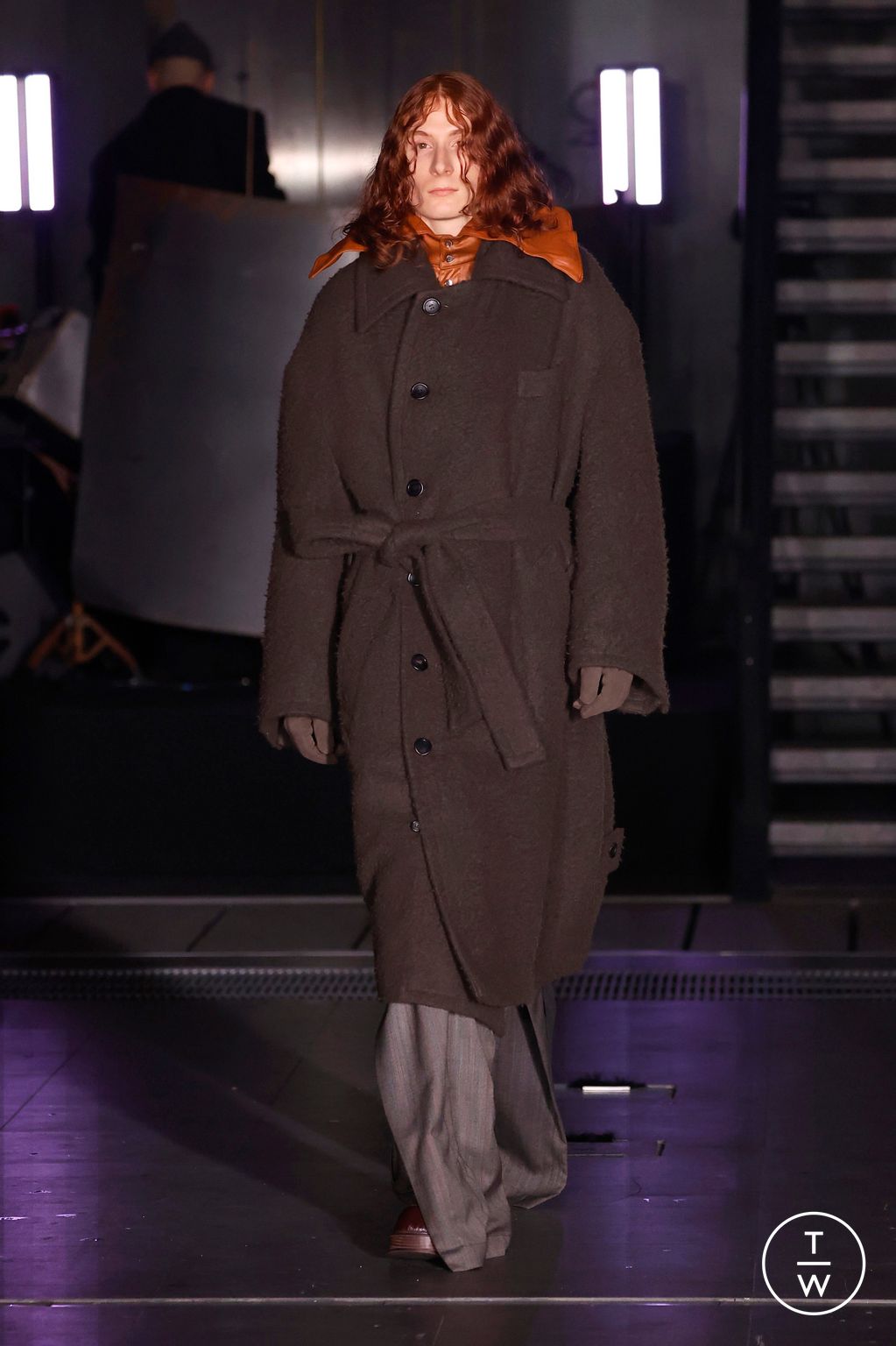 Fashion Week Paris Fall/Winter 2025 look 32 de la collection Songzio menswear