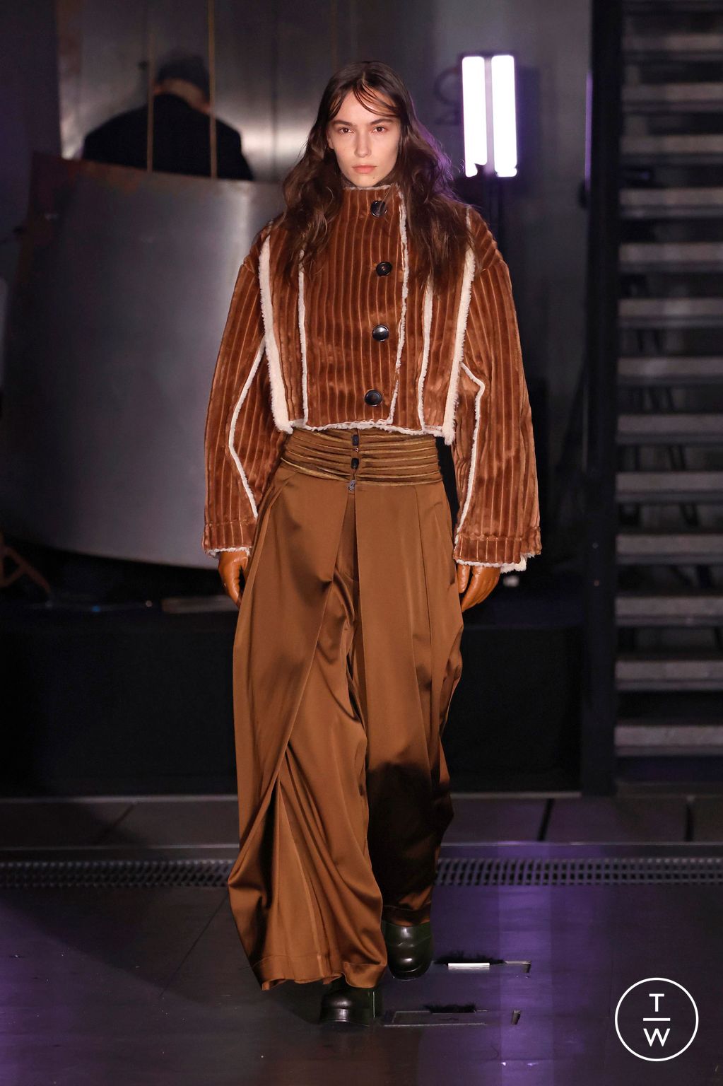 Fashion Week Paris Fall/Winter 2025 look 35 from the Songzio collection menswear