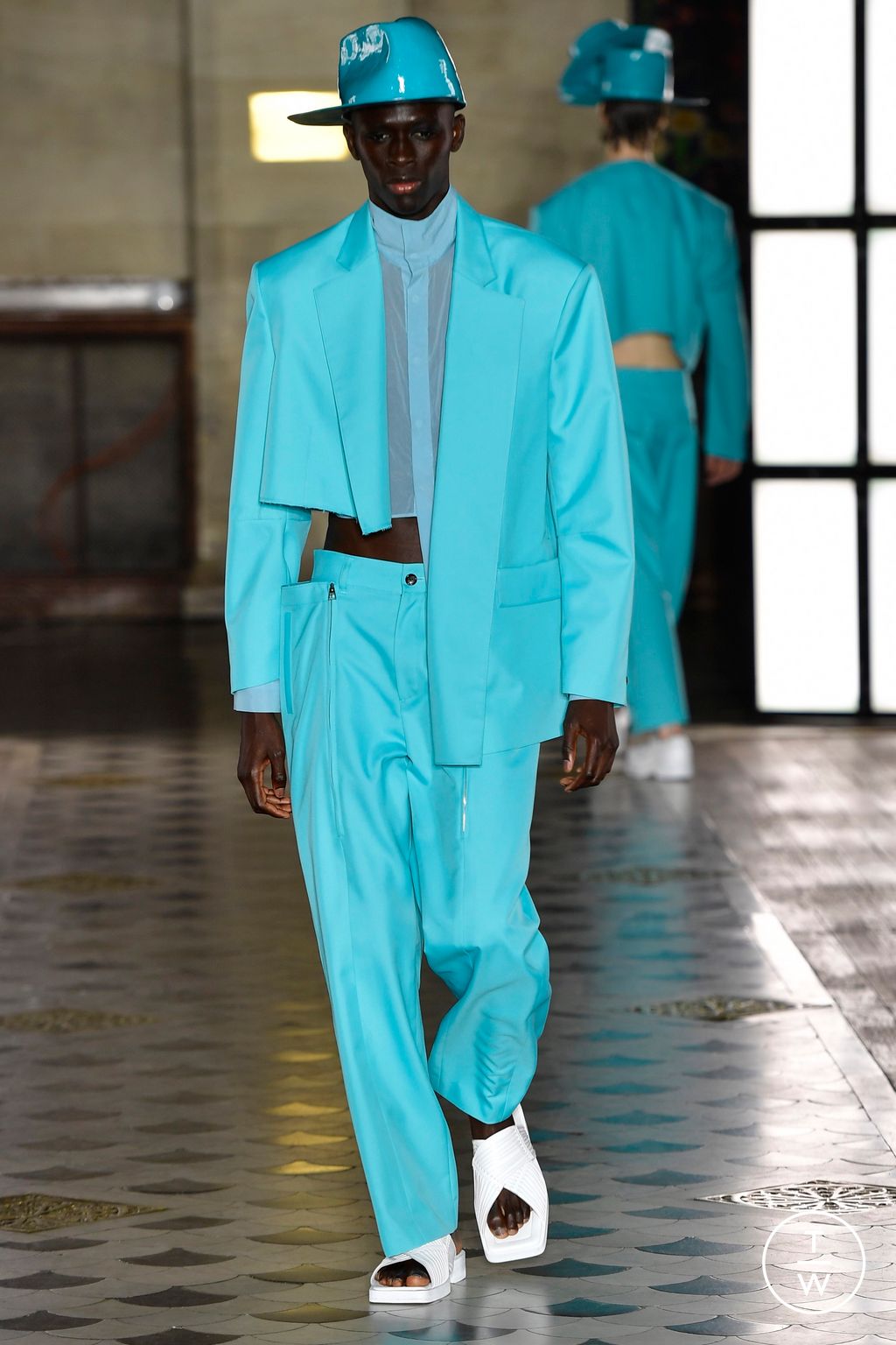 Fashion Week Paris Spring/Summer 2023 look 3 from the Songzio collection menswear