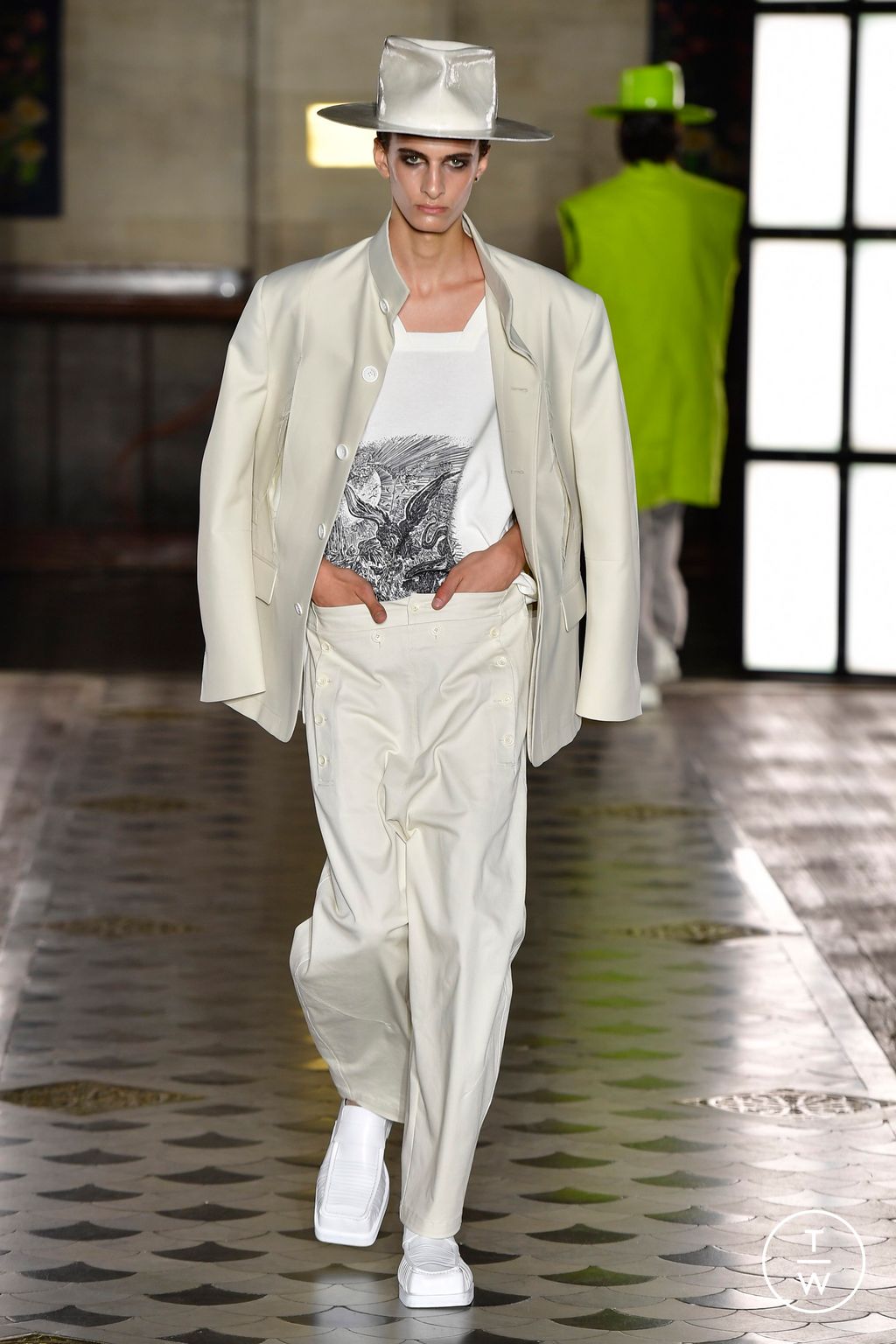 Fashion Week Paris Spring/Summer 2023 look 11 from the Songzio collection menswear