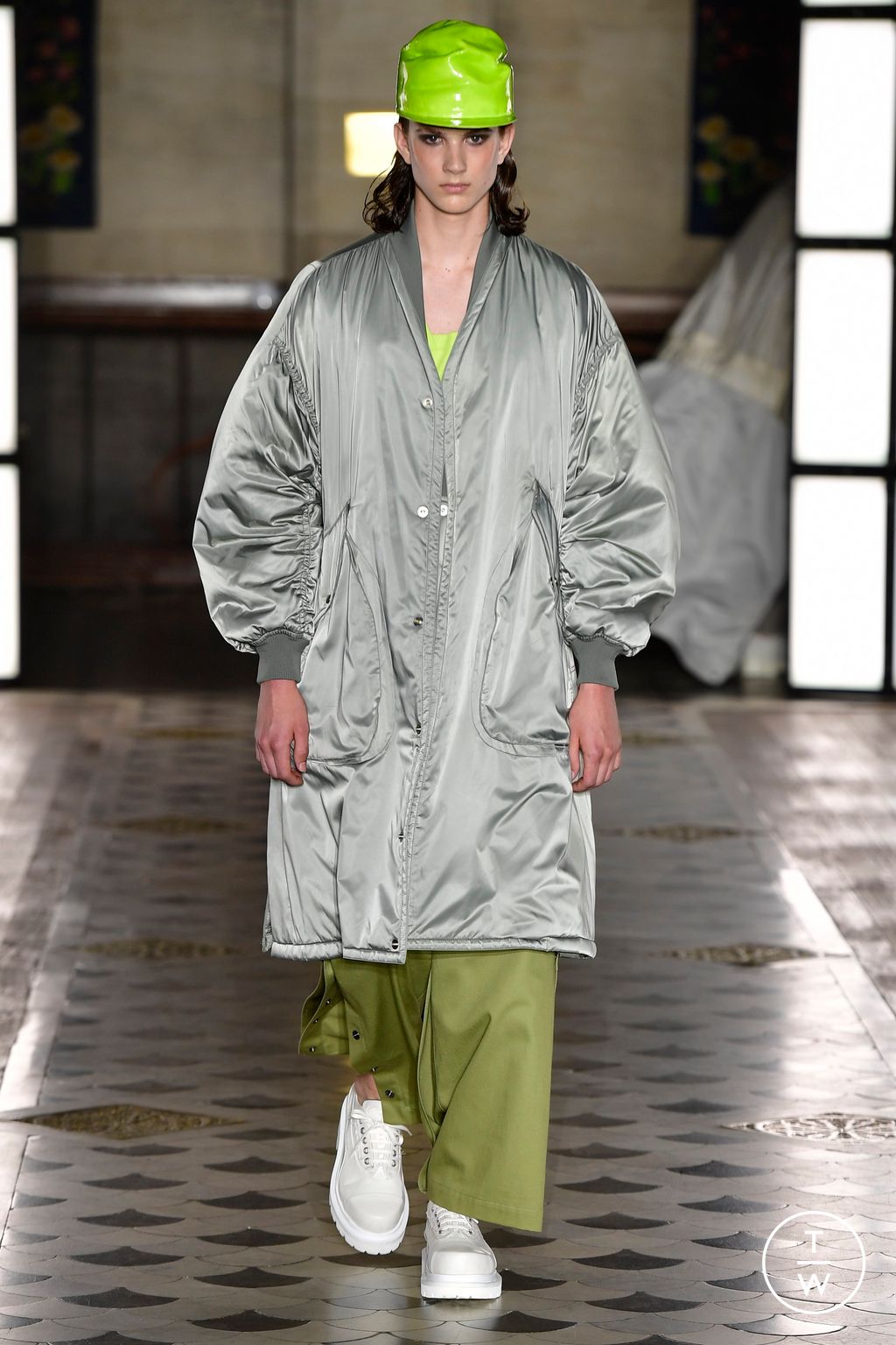 Fashion Week Paris Spring/Summer 2023 look 13 from the Songzio collection menswear