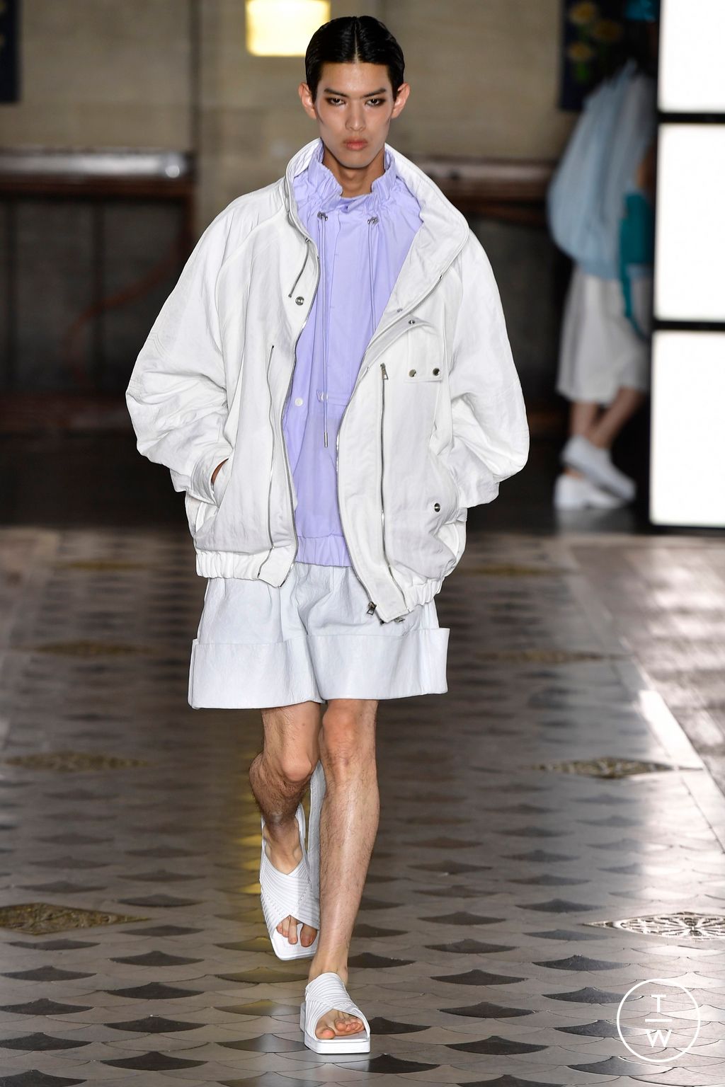 Fashion Week Paris Spring/Summer 2023 look 23 from the Songzio collection menswear