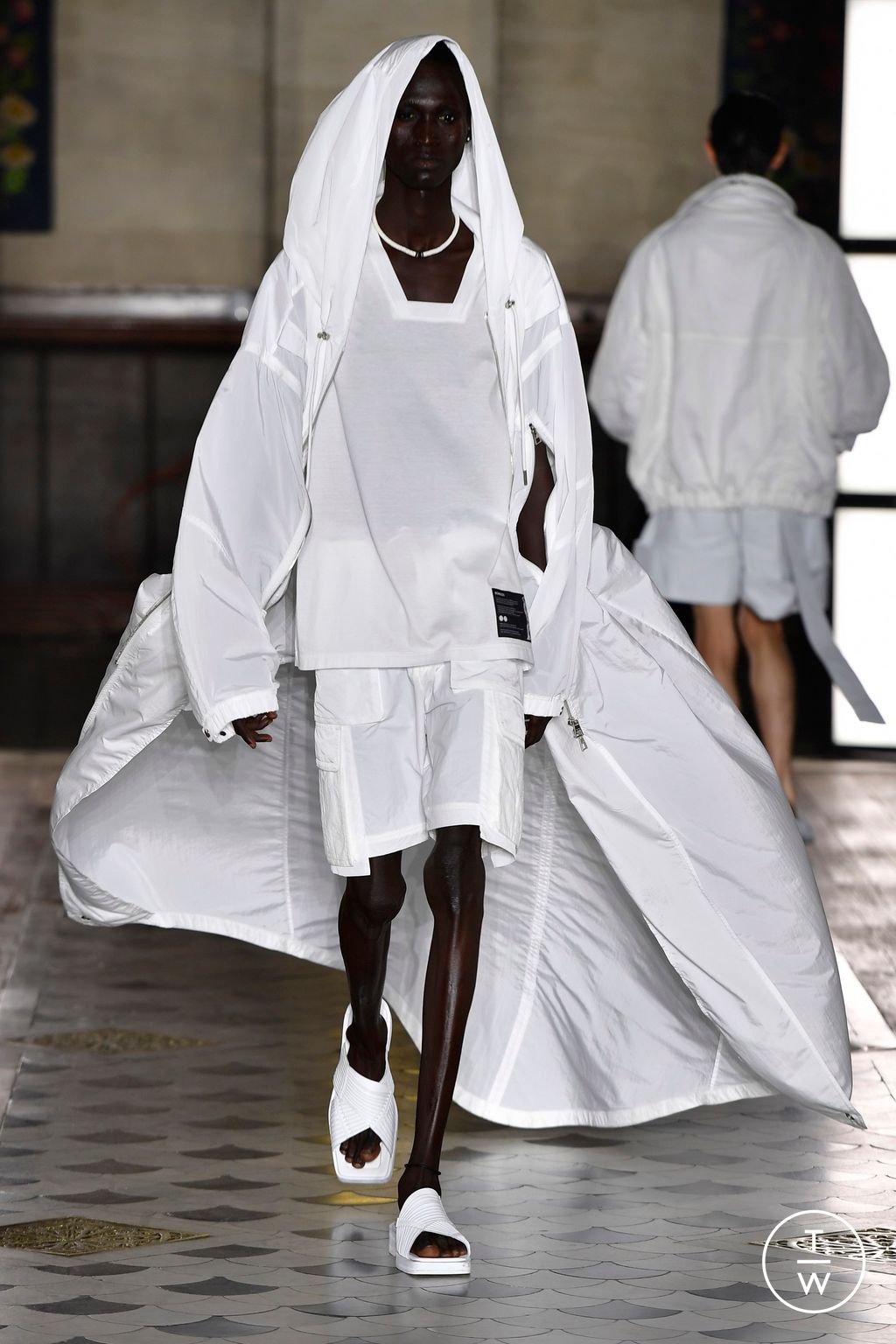 Fashion Week Paris Spring/Summer 2023 look 24 from the Songzio collection menswear