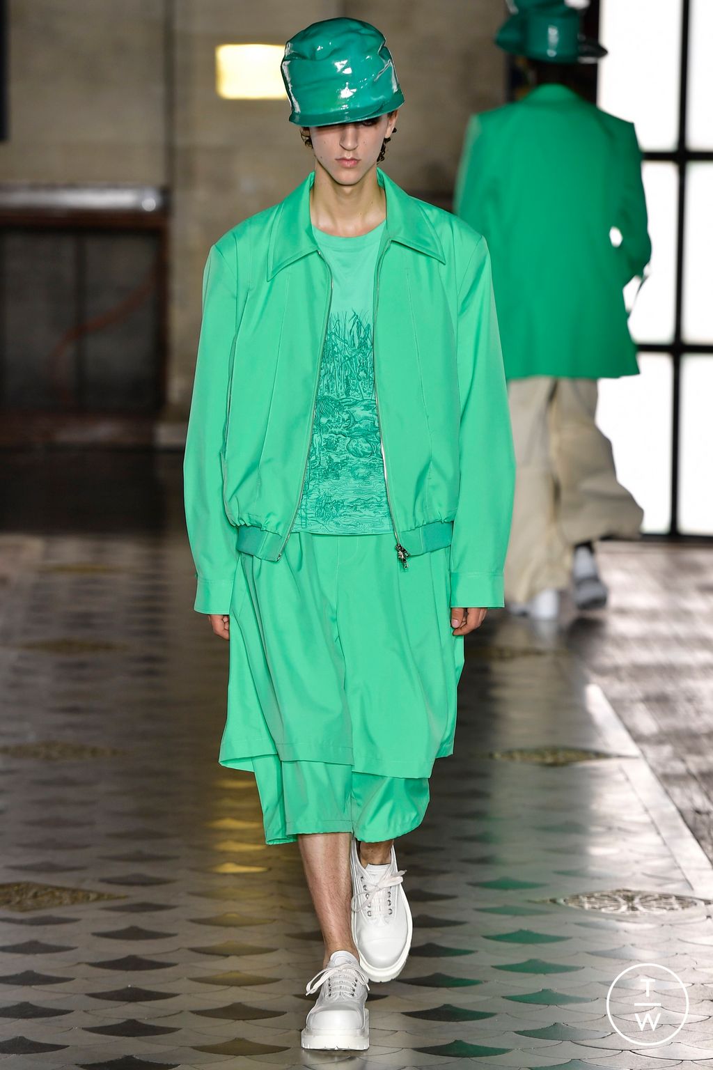 Fashion Week Paris Spring/Summer 2023 look 28 from the Songzio collection menswear