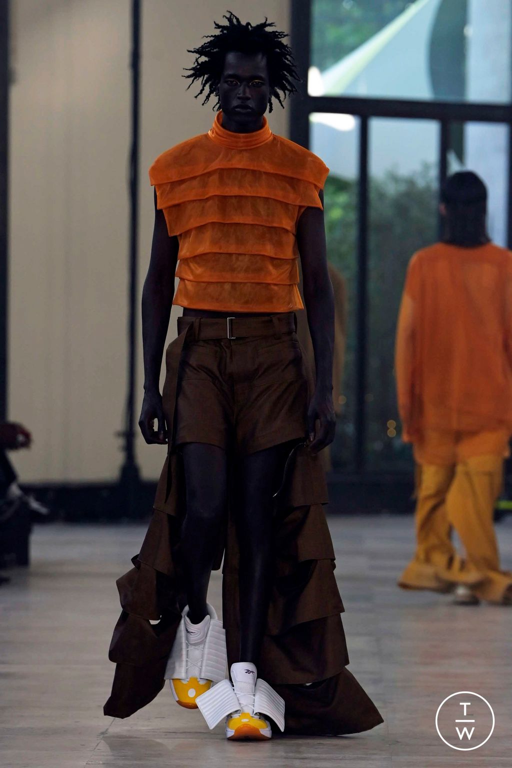 Fashion Week Paris Spring/Summer 2024 look 4 from the Songzio collection menswear