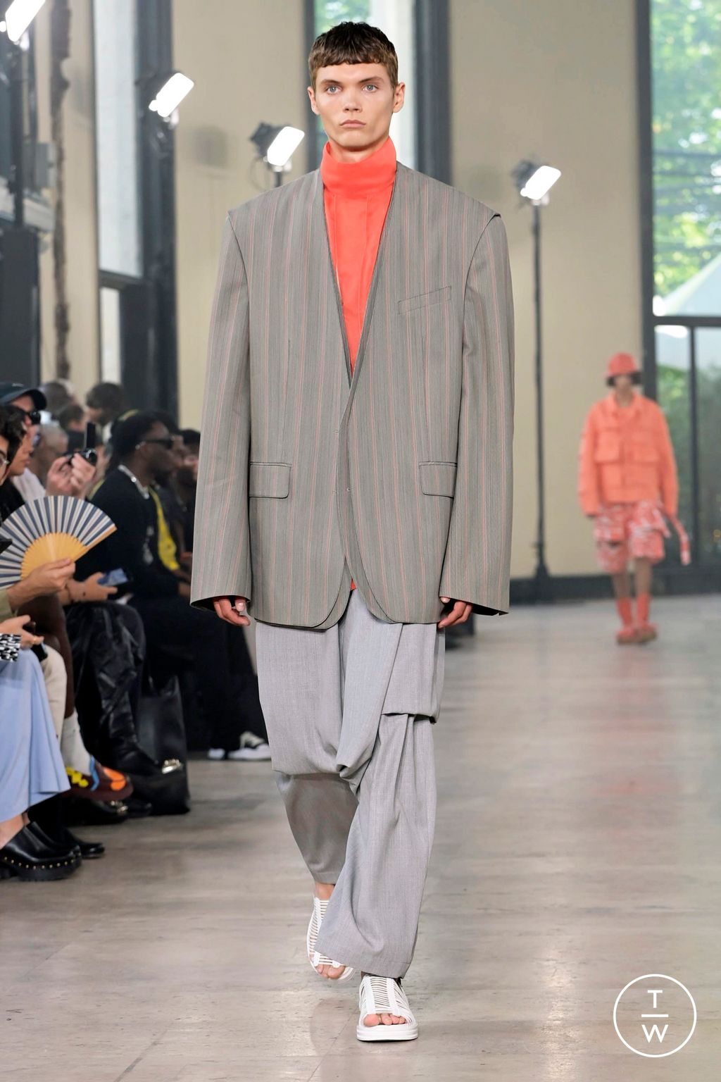 Fashion Week Paris Spring/Summer 2024 look 18 from the Songzio collection menswear