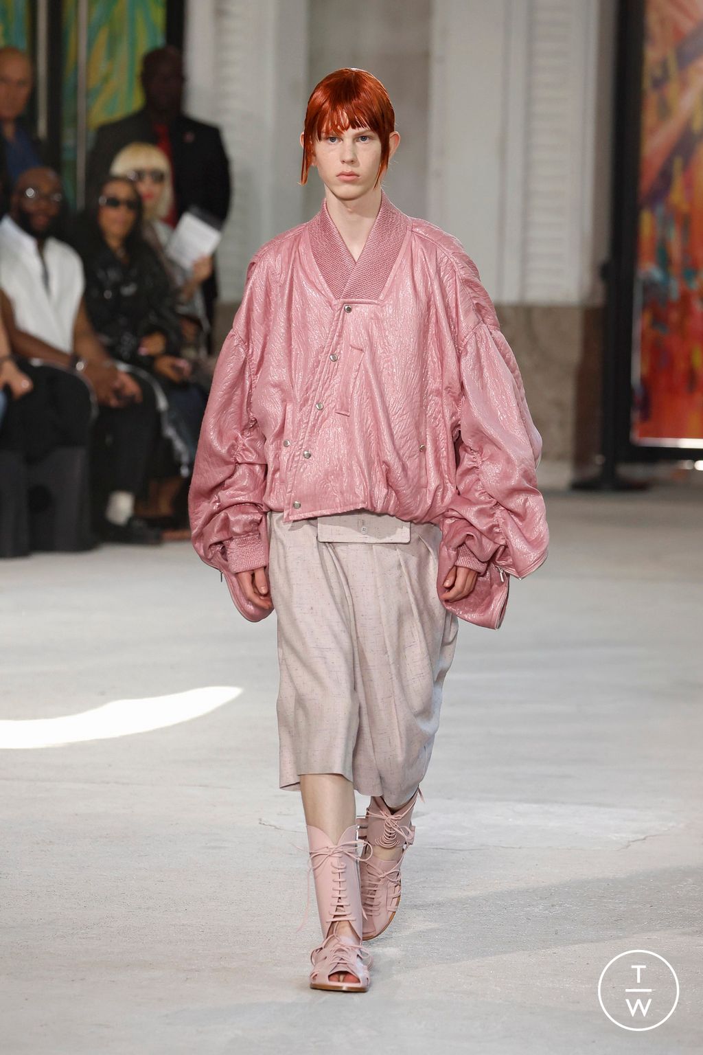 Fashion Week Paris Spring-Summer 2025 look 42 de la collection Songzio menswear