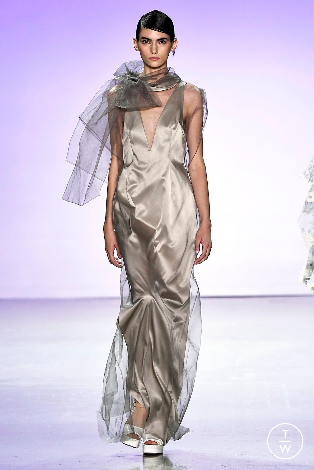 Fashion Week New York Spring/Summer 2024 look 17 from the Son Jung Wan collection womenswear