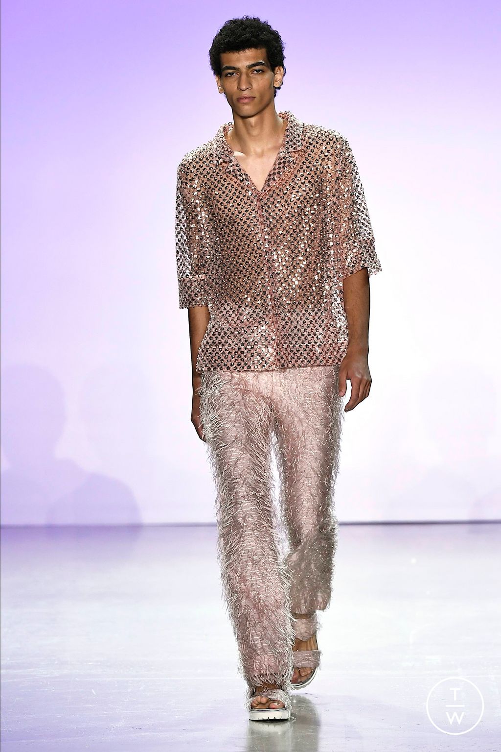 Fashion Week New York Spring/Summer 2024 look 25 de la collection Son Jung Wan womenswear