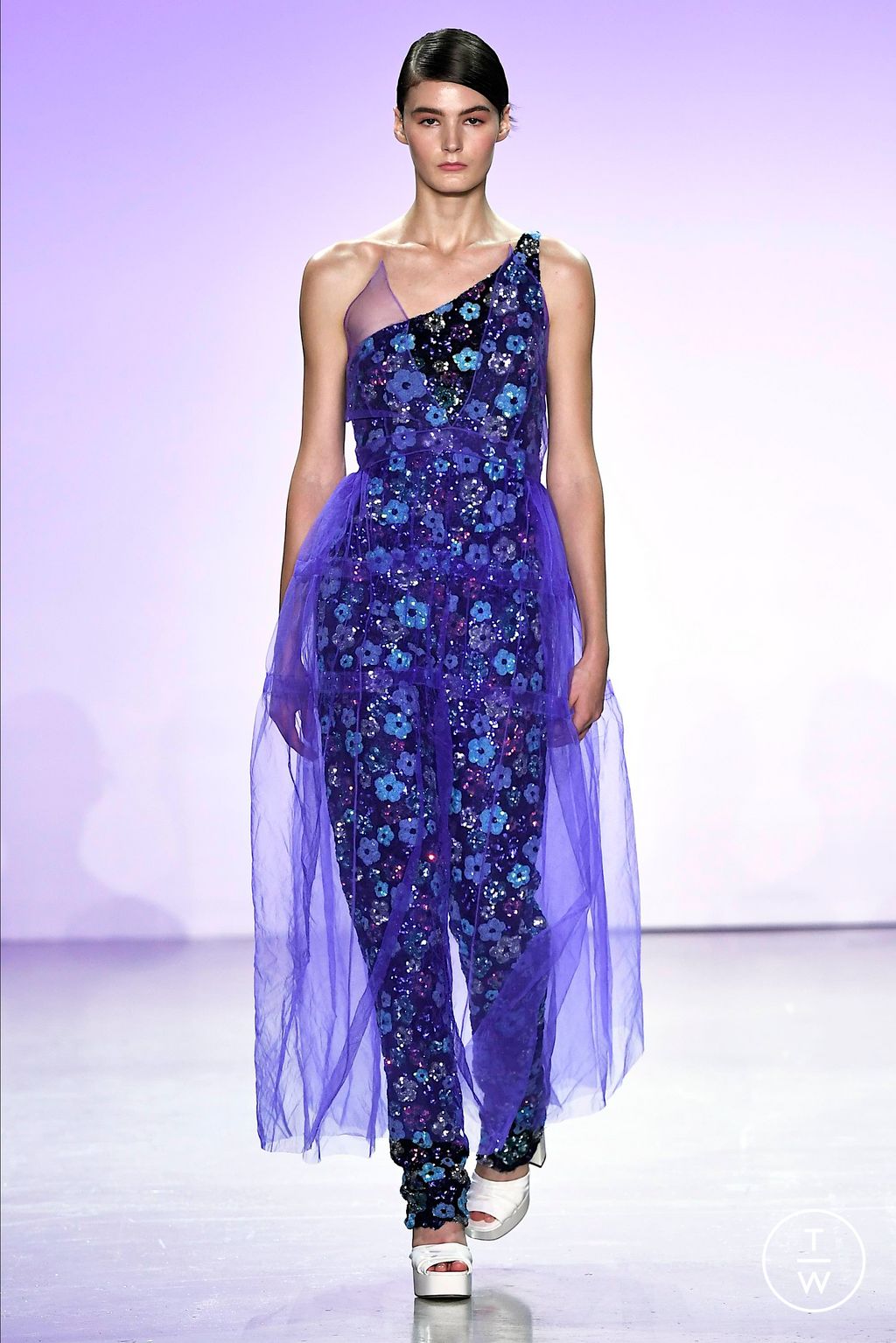 Fashion Week New York Spring/Summer 2024 look 34 from the Son Jung Wan collection womenswear