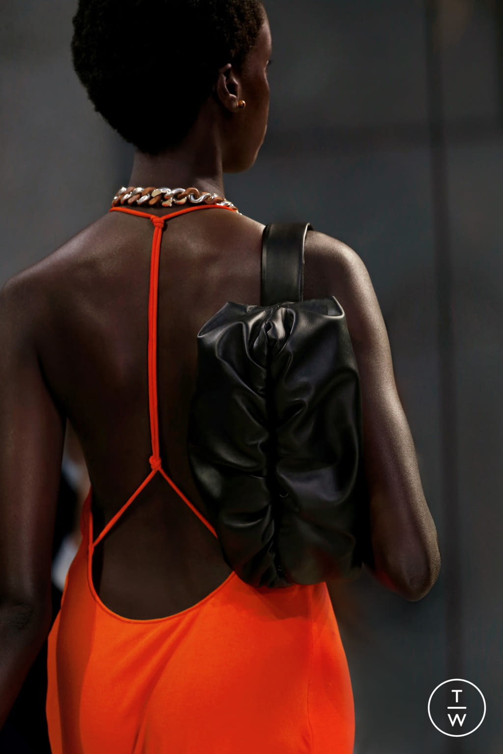 Fashion Week Milan Spring/Summer 2020 look 15 from the Bottega Veneta collection womenswear accessories