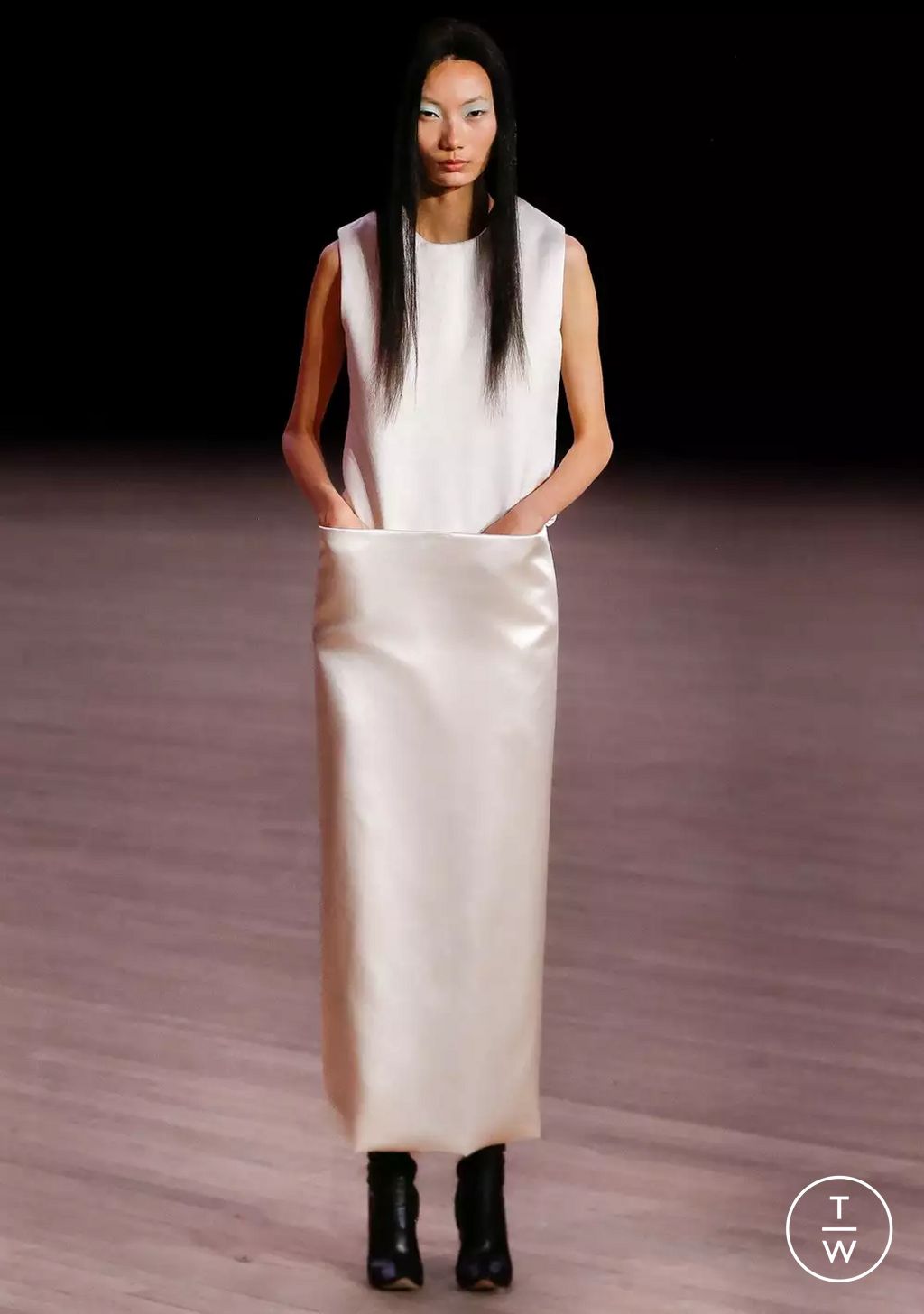 Fashion Week New York Fall/Winter 2026 look 27 de la collection Marc Jacobs womenswear