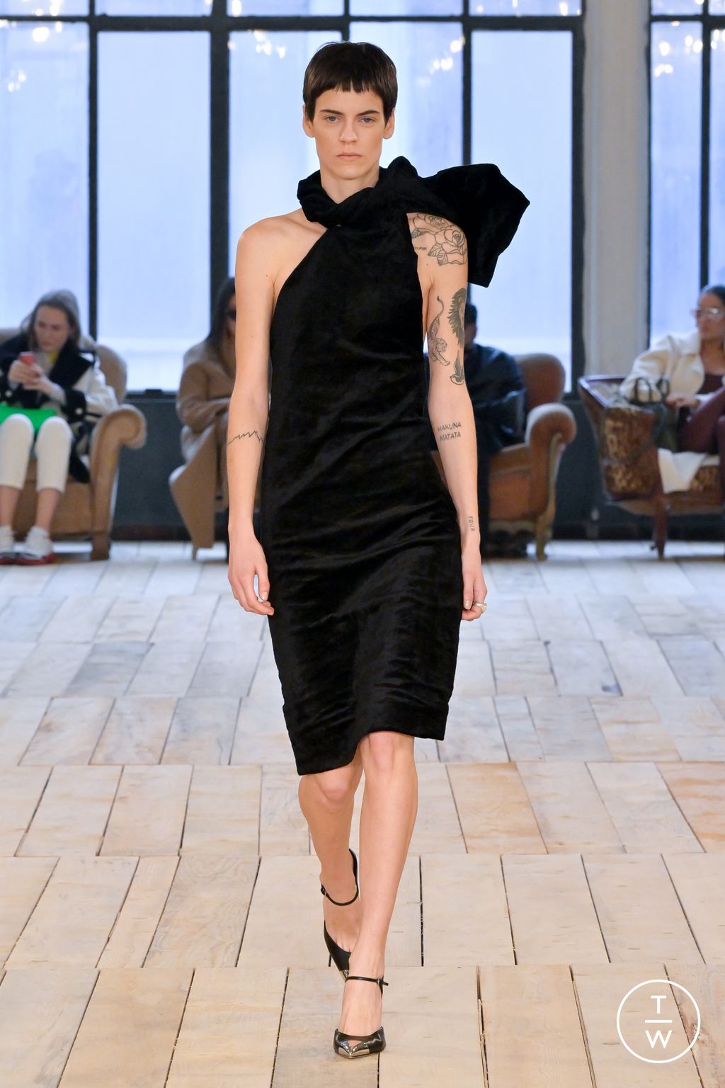 Fashion Week Milan Fall/Winter 2023 look 49 from the Sportmax collection 女装
