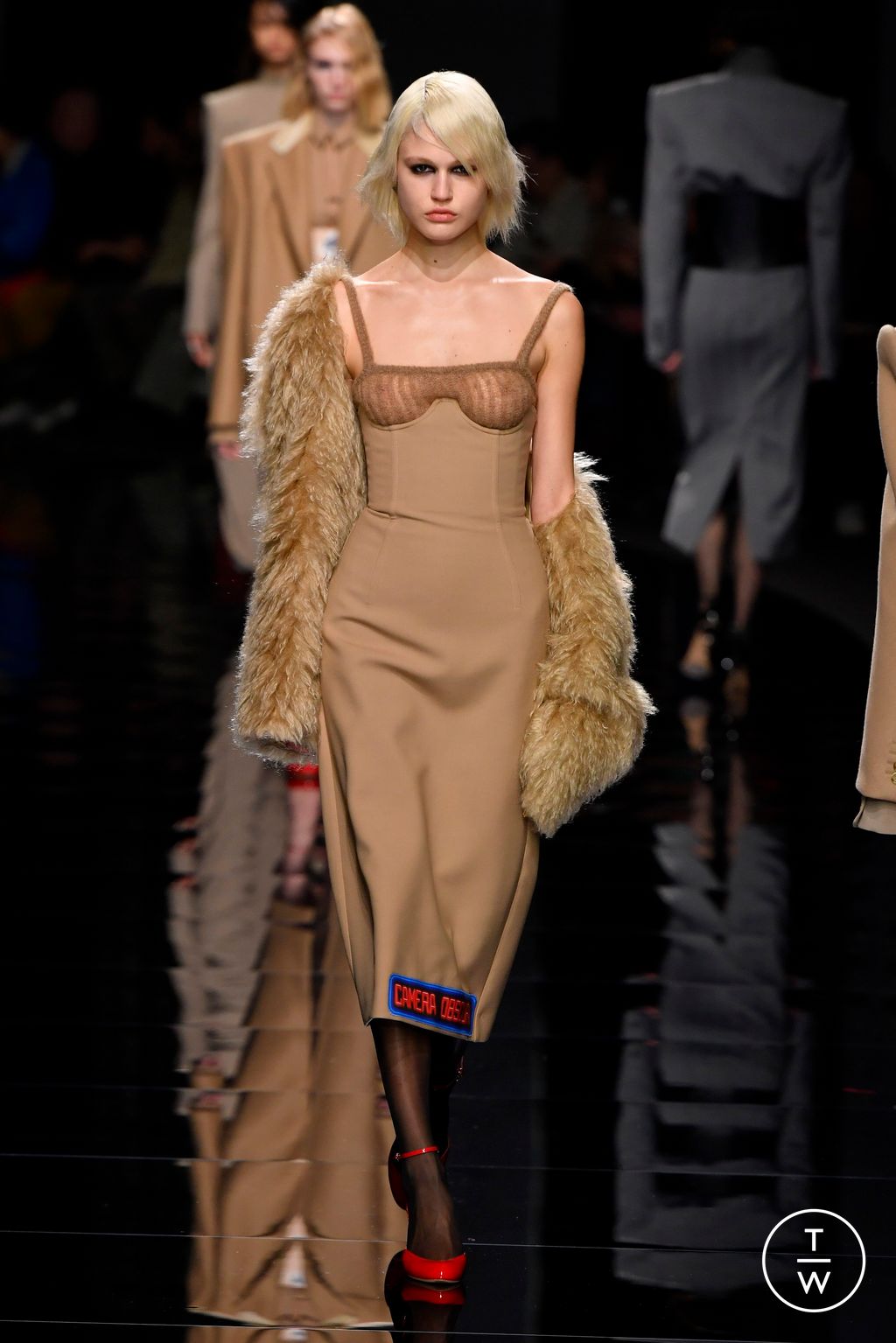 Fashion Week Milan Fall/Winter 2024 look 35 from the Sportmax collection 女装