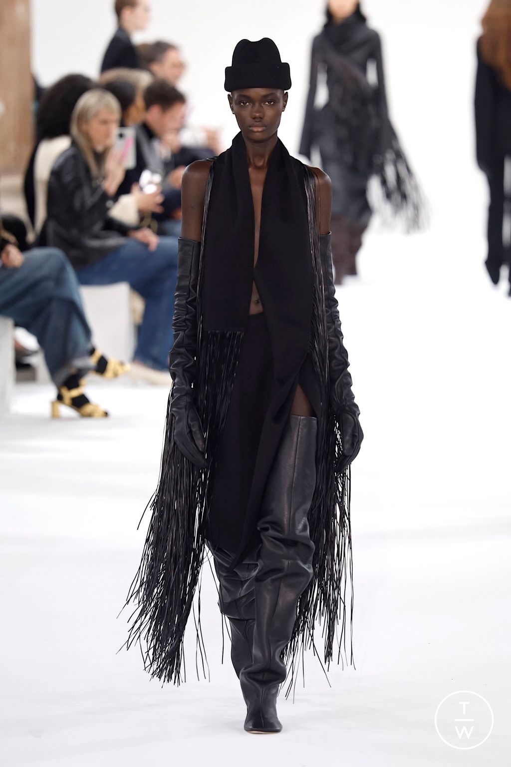 Fashion Week Milan Fall/Winter 2025 look 10 from the Sportmax collection womenswear