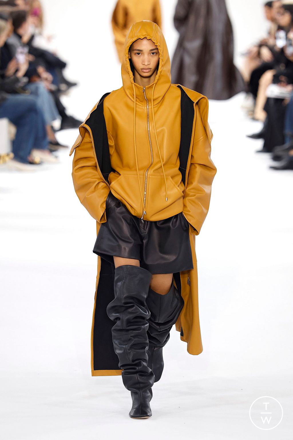 Fashion Week Milan Fall/Winter 2025 look 21 from the Sportmax collection womenswear