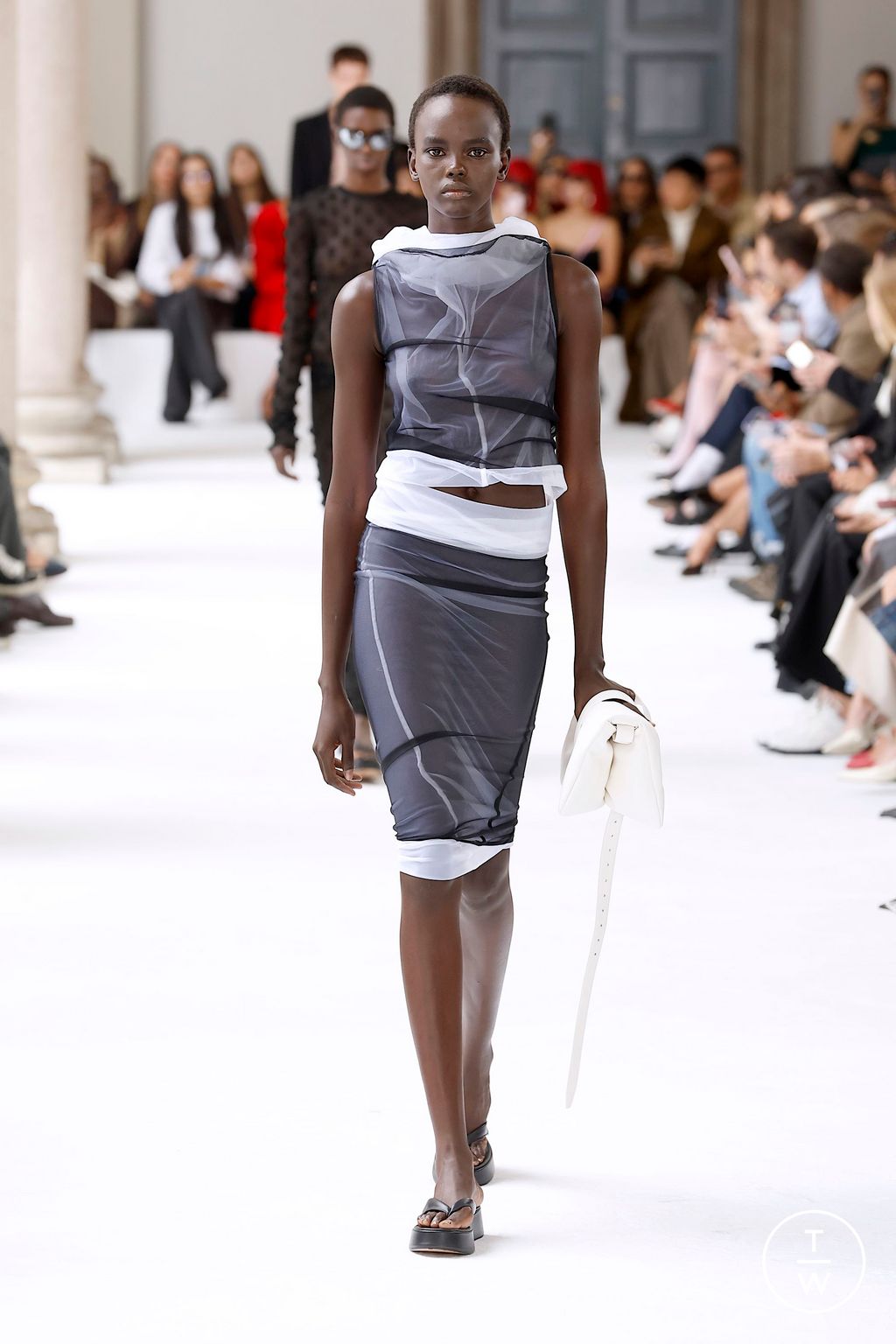 Fashion Week Milan Spring/Summer 2025 look 26 from the Sportmax collection 女装