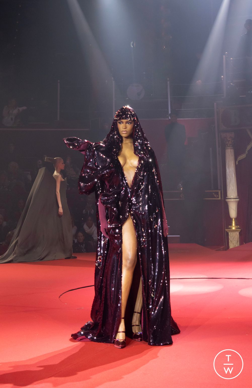 Fashion Week Paris Spring/Summer 2026 look 20 from the Stephane Rolland collection 高级定制