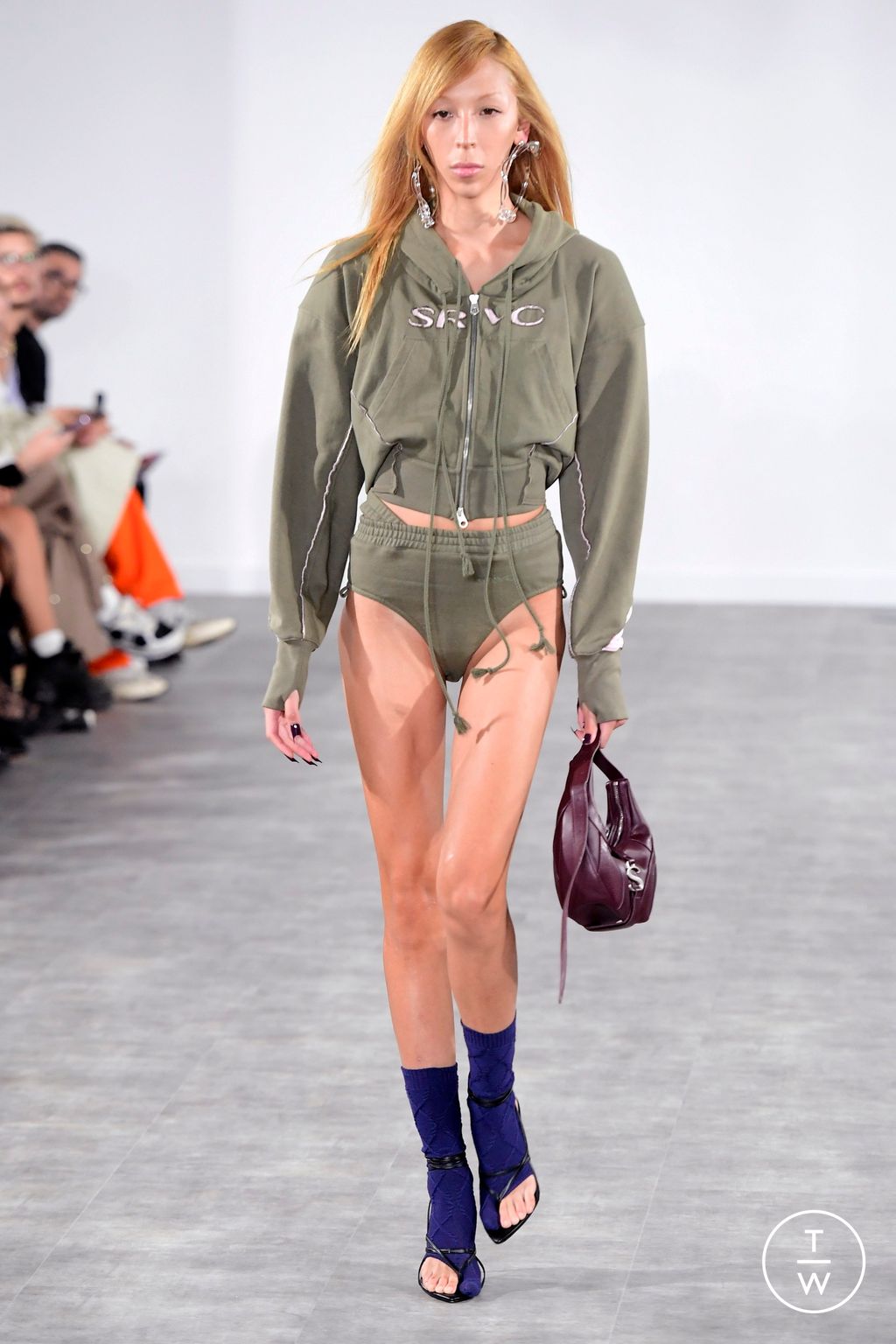 Fashion Week London Spring/Summer 2024 look 1 de la collection SRVC womenswear