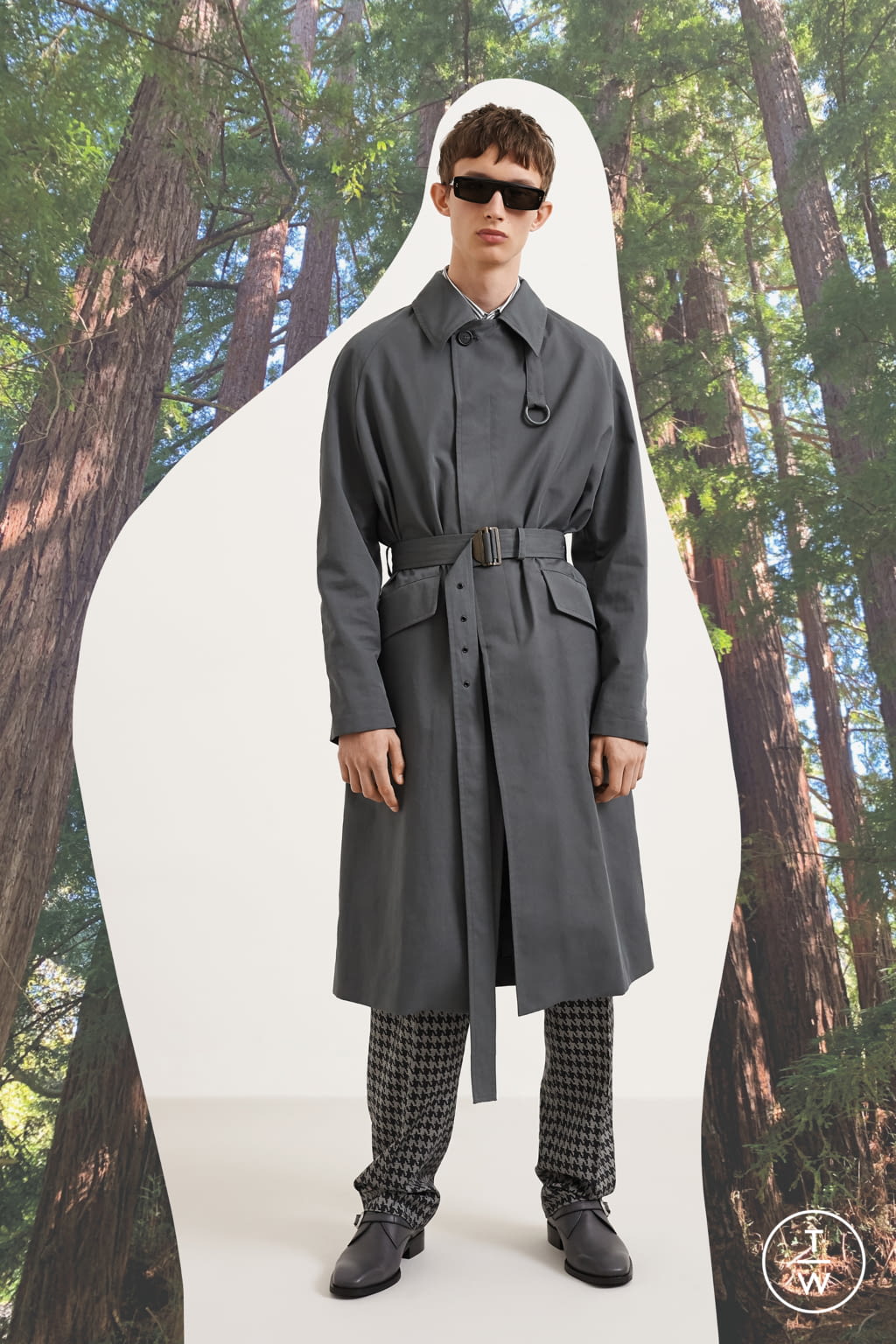Fashion Week Paris Spring/Summer 2020 look 2 from the Stella McCartney collection 男装