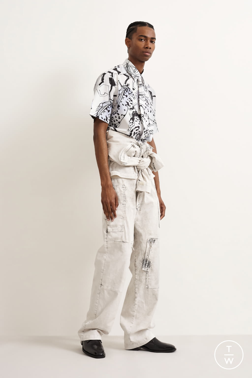 Fashion Week Paris Spring/Summer 2020 look 26 from the Stella McCartney collection 男装