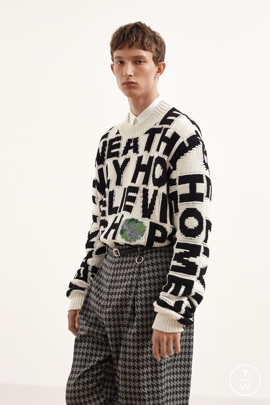 Fashion Week Paris Spring/Summer 2020 look 29 from the Stella McCartney collection 男装