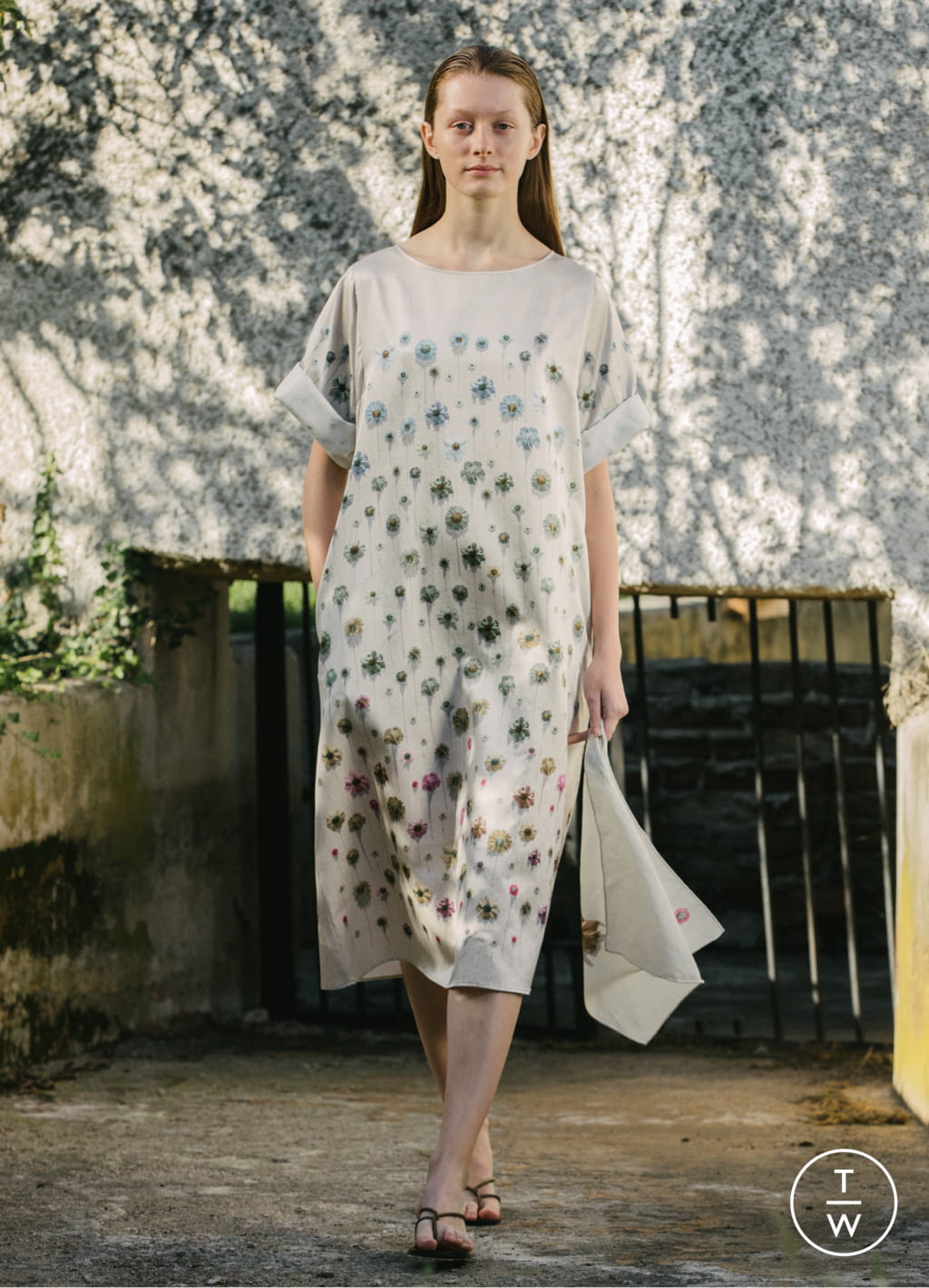 Fashion Week Paris Spring/Summer 2021 look 20 from the Nehera collection womenswear