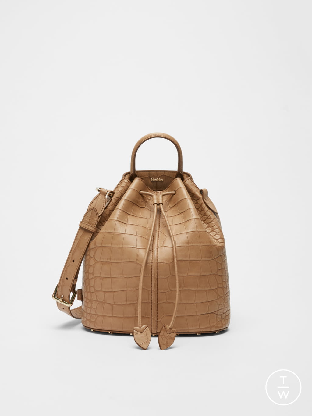 Fashion Week Milan Spring/Summer 2022 look 1 from the Max Mara collection womenswear accessories