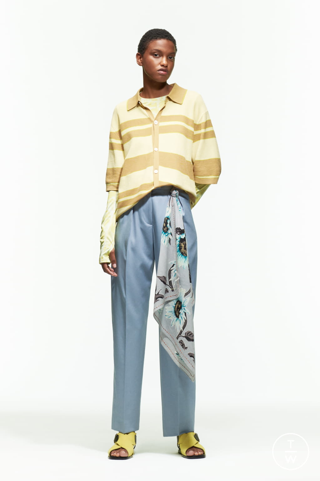 Fashion Week Paris Spring/Summer 2022 look 3 from the Paul Smith collection 女装