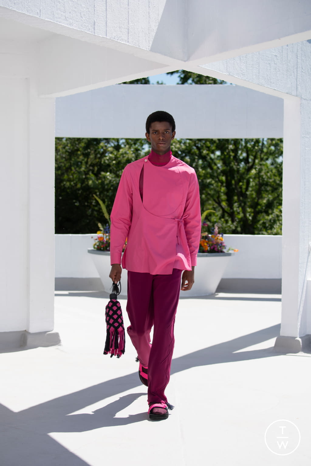 Fashion Week London Spring/Summer 2022 look 2 from the Qasimi collection menswear