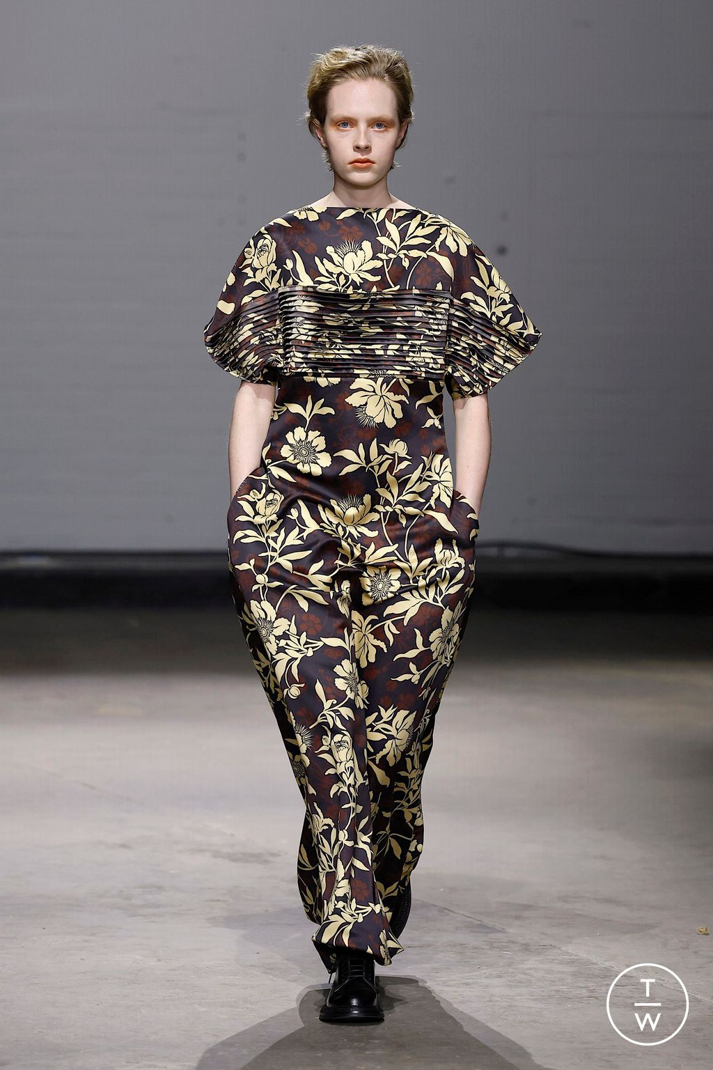 Fashion Week London Fall/Winter 2025 look 18 de la collection S.S.Daley womenswear