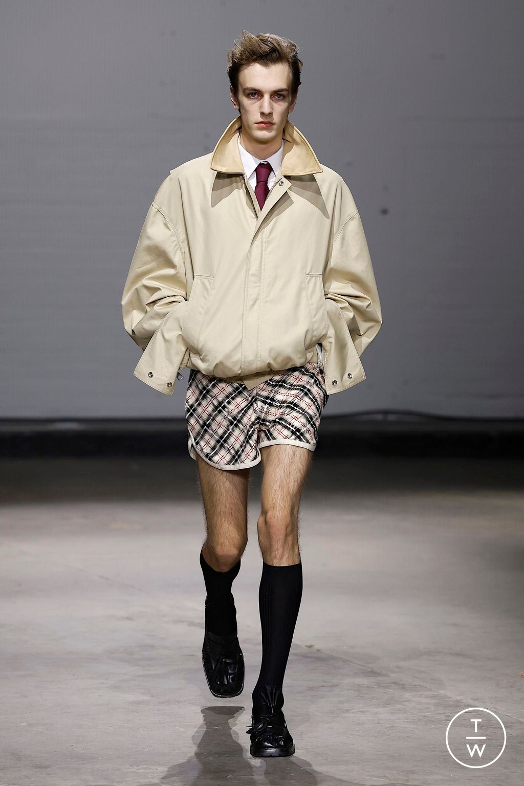 Fashion Week London Fall/Winter 2025 look 20 from the S.S.Daley collection womenswear