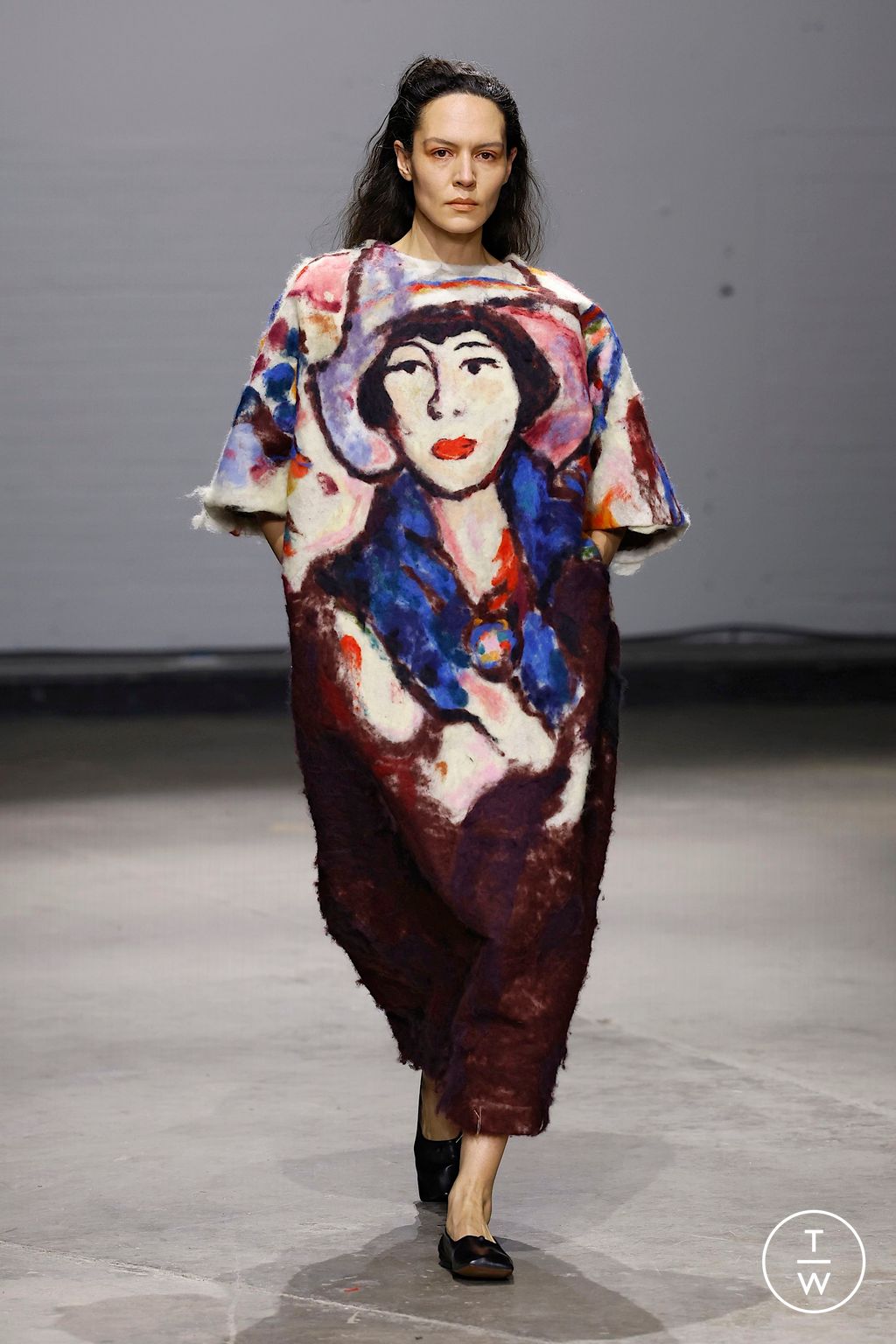 Fashion Week London Fall/Winter 2025 look 34 from the S.S.Daley collection womenswear