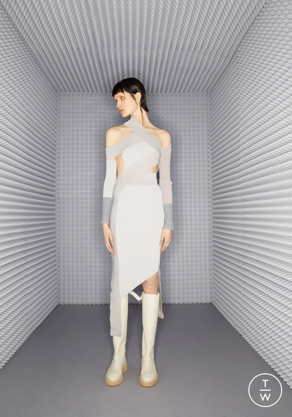 Fashion Week Milan Fall/Winter 2020 look 25 de la collection Ssheena womenswear